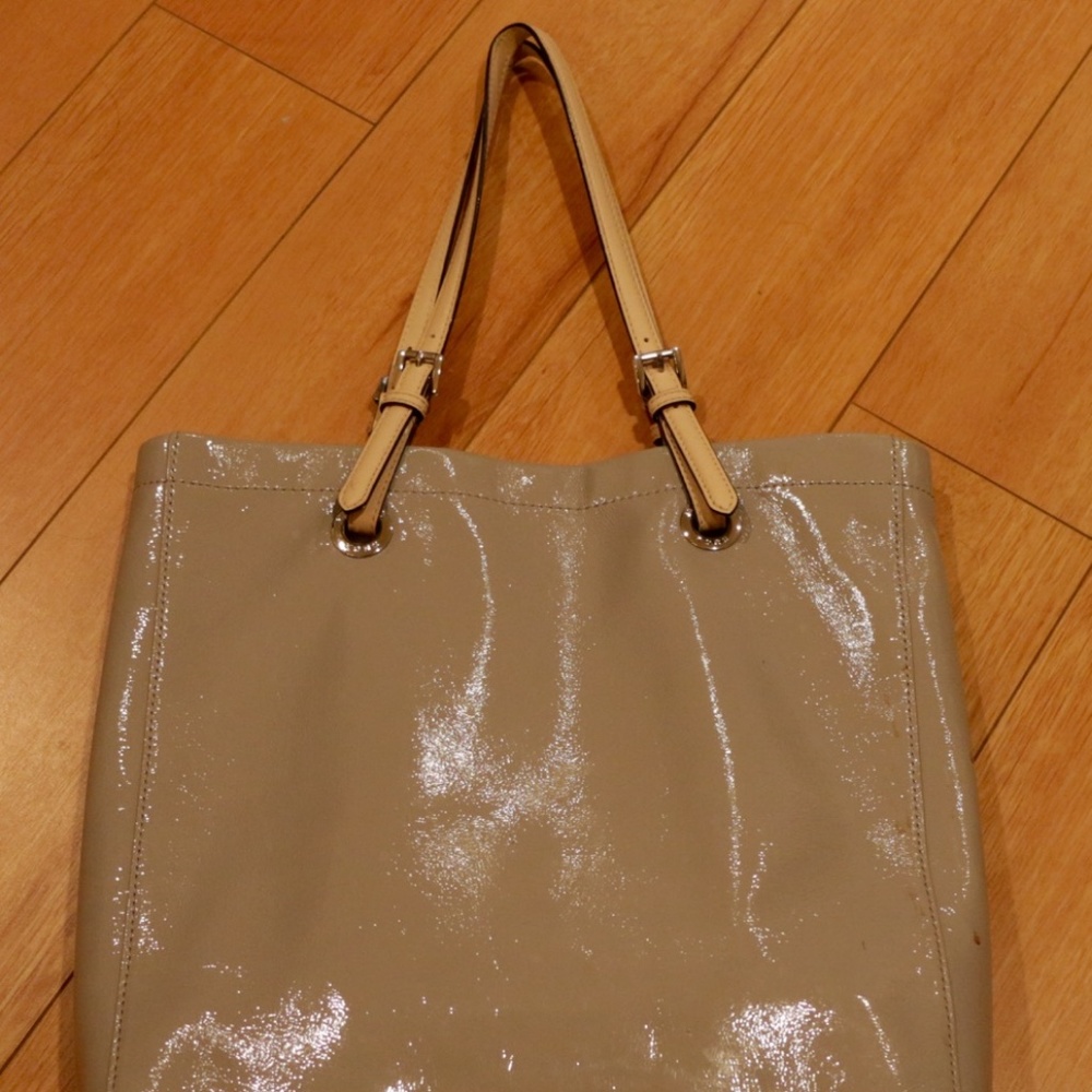 Michael Kors gray patent leather tote